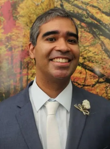 Dr. Gustavo Carvalho de Oliveira